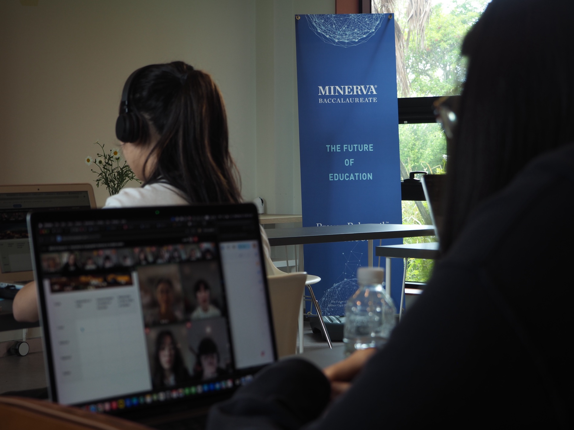 Minerva Baccalaureate の Forum ライブ授業の様子（Minerva 提供写真）